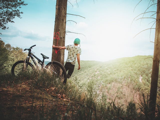 Scopri i 5 Itinerari Panoramici in Abruzzo per una Vacanza in Bici Indimenticabile